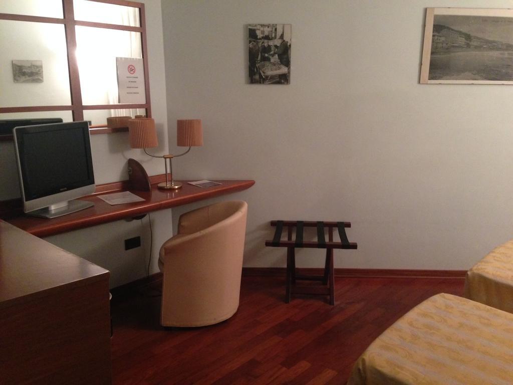 Hotel Sirenella メーレ 部屋 写真